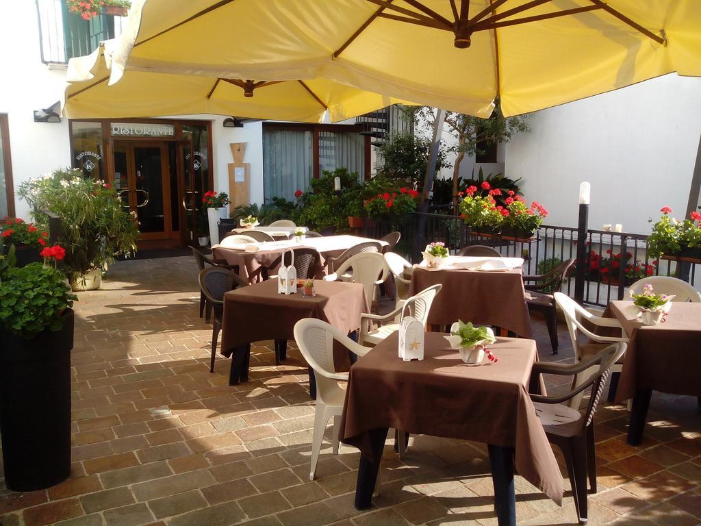 Albergo Alla Speranza Καστελφράνκο Βένετο Εξωτερικό φωτογραφία